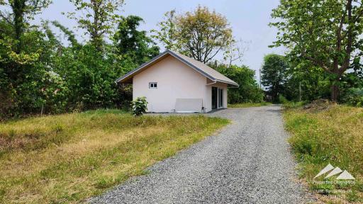 Tranquil Countryside Living In Mae On With Mountain Views & Private Swimming Pool
