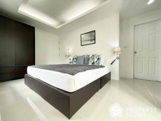 2-BR Condo at Waterford Sukhumvit 50 Condominium near BTS On Nut