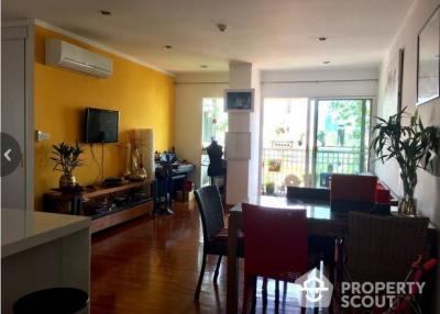 3-BR Condo at Baan Siri Sathorn Yenakard Condominium near MRT Khlong Toei (ID 511906)