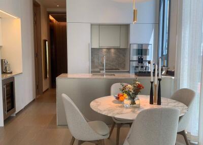 1-BR Condo at Scope Langsuan near BTS Chit Lom