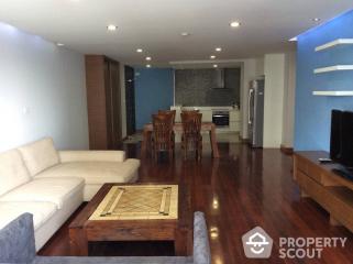 2-BR Condo at Supalai Place Sukhumvit 39 near BTS Phrom Phong (ID 512833)