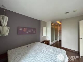 1-BR Condo at D 65 Condominium near BTS Ekkamai