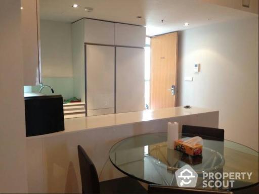 2-BR Condo at The Met Sathorn near BTS Chong Nonsi