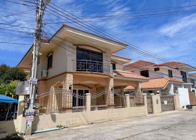 4 Bedrooms House in Wonderland 2 North Pattaya H010744