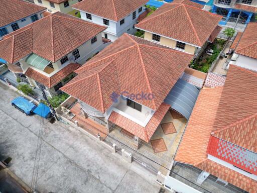 4 Bedrooms House in Wonderland 2 North Pattaya H010744