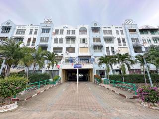 2 Bedrooms Condo in Pattaya Del Rey Bang Lamung C010903