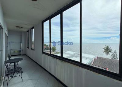 2 Bedrooms Condo in Pattaya Del Rey Bang Lamung C010903