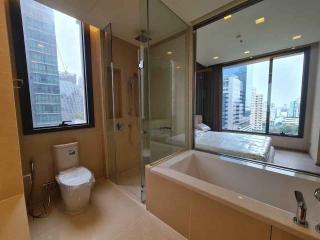 For RENT : The ESSE Asoke / 2 Bedroom / 2 Bathrooms / 75 sqm / 70000 THB [10912318]