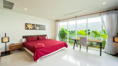 3 Bedrooms Peaceful Pool Villa in Thep Krasattri