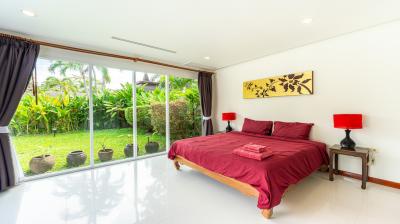 3 Bedrooms Peaceful Pool Villa in Thep Krasattri