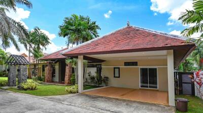 A Luxury Villa Rental with Pet-friendly Community in Pasak