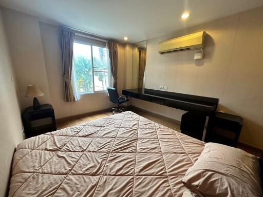 2-bedroom spacious condo for sale in Phromphong area