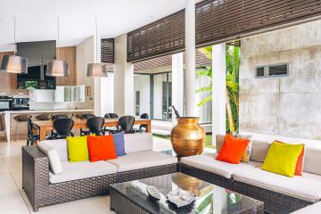 Beach front pool villa for sale in Koh Samui.