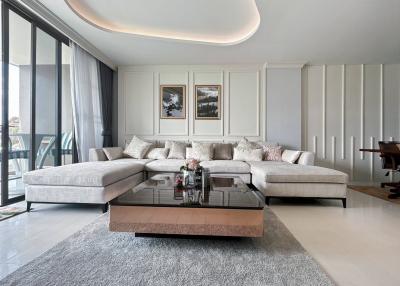 Veranda Residence : Luxury 3 Bedroom Condo