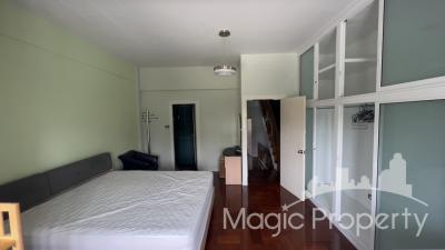 4 Bedroom Townhouse For Sale in Ekkamai 10, Watthana, Bangkok