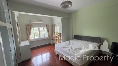 4 Bedroom Townhouse For Sale in Ekkamai 10, Watthana, Bangkok