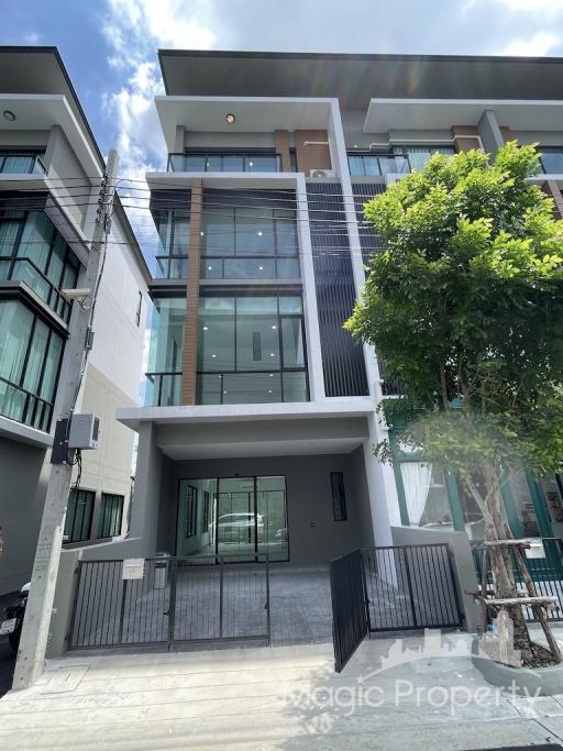 4 Floors Home Office For Sale in Premium Place Mix, Nuanchan Rd, Bueng Kum, Bangkok