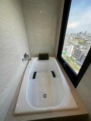 For Sale Bangkok Condo Maru Haus Sukhumvit 63 BTS Ekkamai Watthana