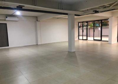 For Rent Bangkok Office Phahon Yothin BTS Saphan Khwai Phaya Thai