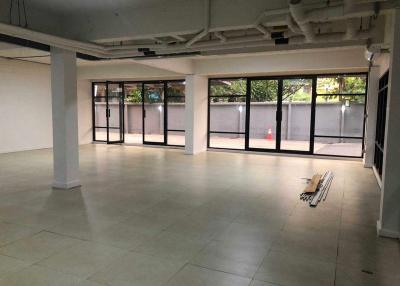 For Rent Bangkok Office Phahon Yothin BTS Saphan Khwai Phaya Thai