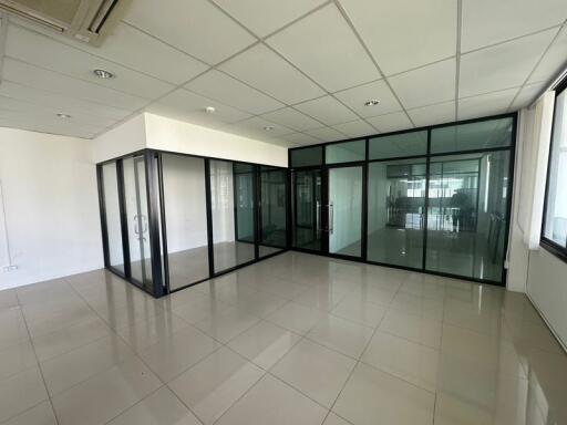 For Rent Bangkok Office Sukhumvit BTS Phra Khanong Watthana