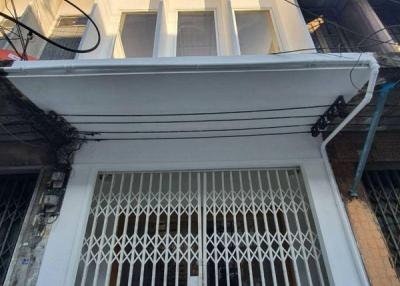 For Rent Bangkok Shophouse Sukhumvit BTS Ekkamai Khlong Toei