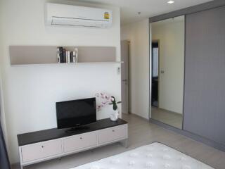 For Sale and Rent Bangkok Condo Rhythm Sukhumvit 36 - 38 BTS Thong Lo Khlong Toei