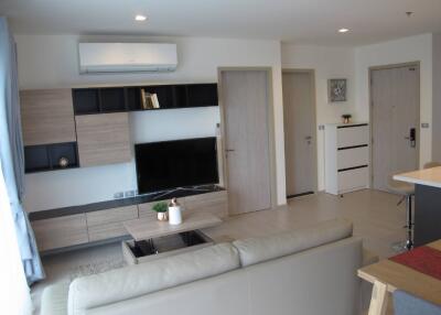 For Sale and Rent Bangkok Condo Rhythm Sukhumvit 36 - 38 BTS Thong Lo Khlong Toei