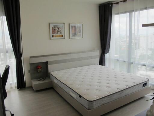 For Sale and Rent Bangkok Condo Rhythm Sukhumvit 36 - 38 BTS Thong Lo Khlong Toei