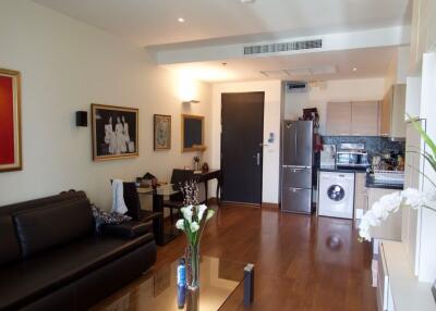 1 bed Condo in The Address Chidlom Lumphini Sub District C020228