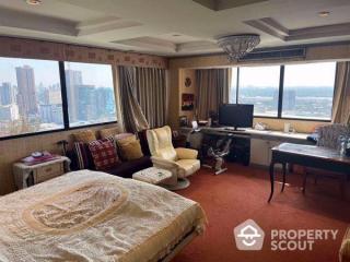 4-BR Condo at Mahogany Tower Condominium near MRT Queen Sirikit National Convention Centre