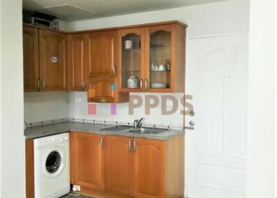 Sale with tenant Asoke Place 1 bed, high floor