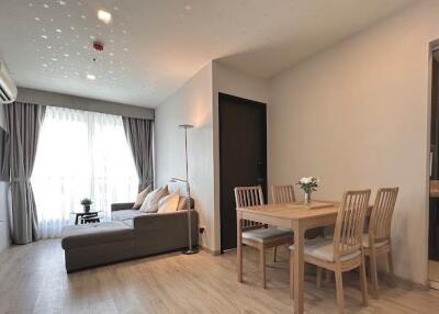 For SALE : Rhythm Sukhumvit 44/1 / 2 Bedroom / 1 Bathrooms / 51 sqm / 7500000 THB [S11881]