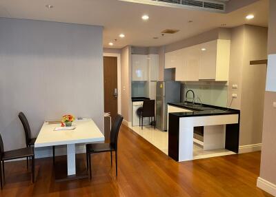 For SALE : Bright Sukhumvit 24 / 2 Bedroom / 2 Bathrooms / 86 sqm / 16000000 THB [S11875]