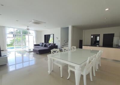 A Spacious 3 Bedrooms Condo with Tropical Garden in Bang Tao Area