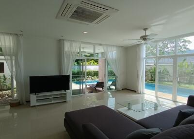 A Spacious 3 Bedrooms Condo with Tropical Garden in Bang Tao Area