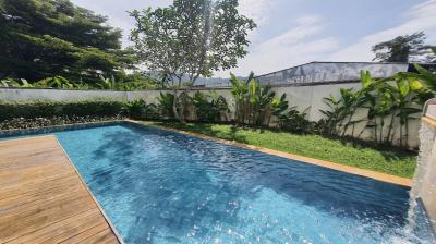 A Spacious 3 Bedrooms Condo with Tropical Garden in Bang Tao Area