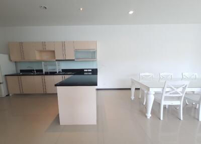 A Spacious 3 Bedrooms Condo with Tropical Garden in Bang Tao Area