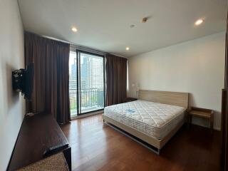 2-bedroom spacious condo for sale close to BTS Asoke