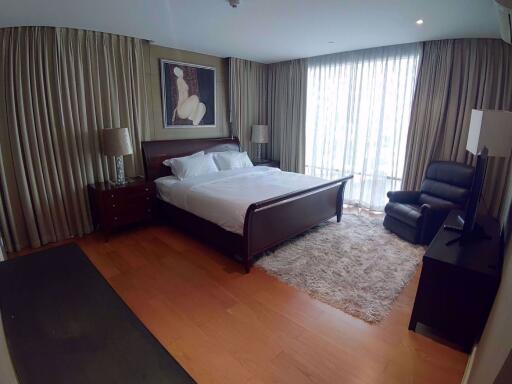 3 bed Condo in Fullerton Sukhumvit Khlongtoei Sub District C020230