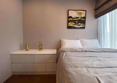 2 bed Condo in Ideo Q Sukhumvit 36 Khlongtan Sub District C020227