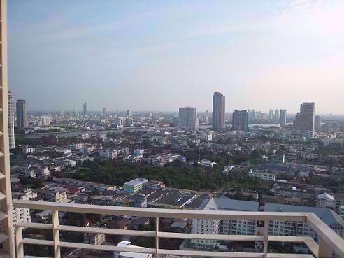 2 bed Condo in Villa Sathorn Khlong Ton Sai Sub District C020223