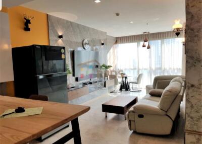 Luxury condo for sale near the Chao Phraya River.