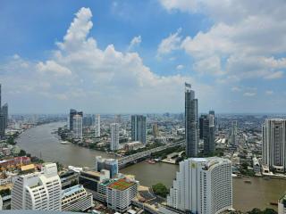 For SALE : State Tower / 1 Bedroom / 2 Bathrooms / 136 sqm / 14500000 THB [S11889]