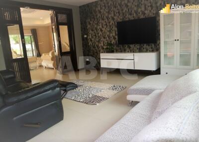 5 Bed 6 Bath in East Pattaya ABPC0749