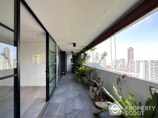 2-BR Condo at D.S. Tower 2 Sukhumvit 39 Condominium near MRT Sukhumvit