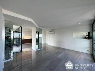 2-BR Condo at D.S. Tower 2 Sukhumvit 39 Condominium near MRT Sukhumvit