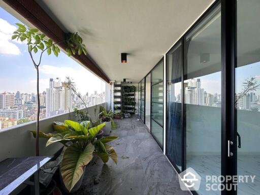 2-BR Condo at D.S. Tower 2 Sukhumvit 39 Condominium near MRT Sukhumvit