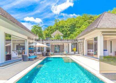 Sunset Ocean View Villa in Layan