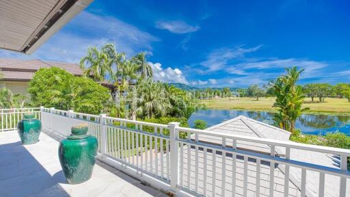 Lake and Golf View Villa in Laguna